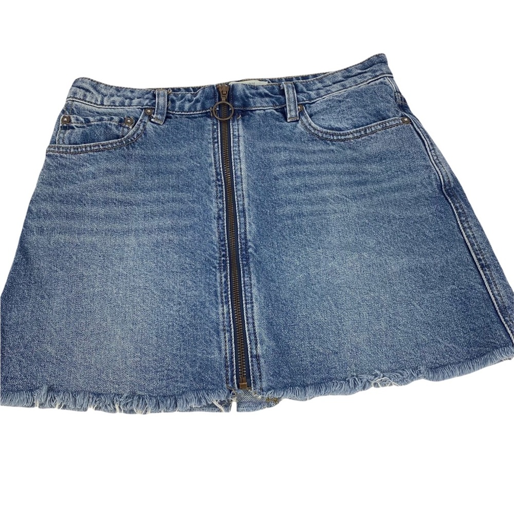 We The Free People Zip It Up Denim Mini Skirt Size 27/4 - Picture 3 of 9